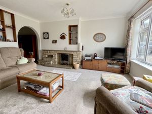 Lounge- click for photo gallery